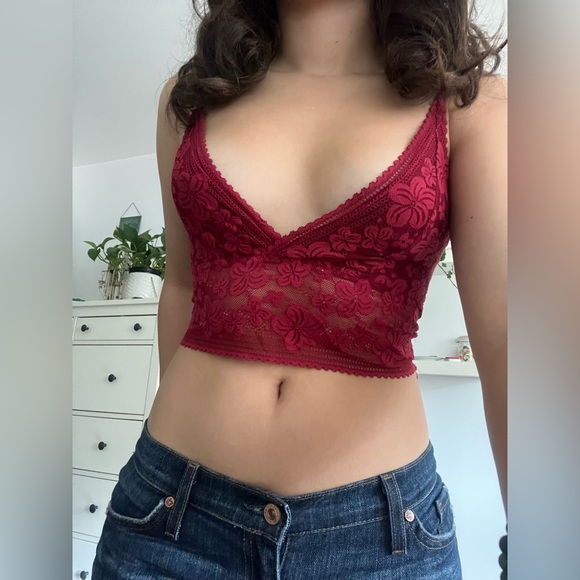 Red Lace Tank - Picture 1 of 3